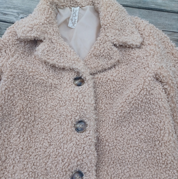 Sadie & Sage Fur Coat - Picture 2 of 10